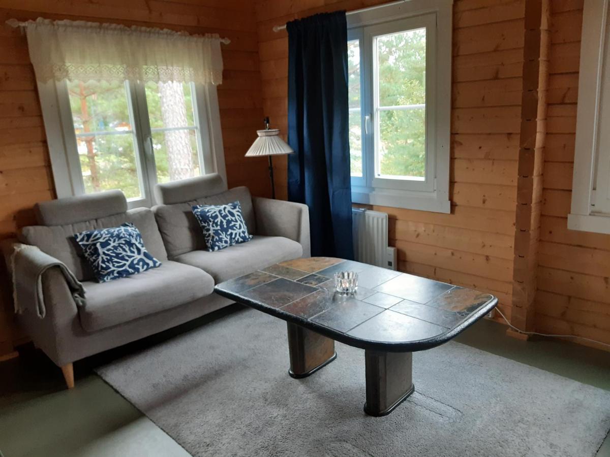 Froeya Timber Cottage Арвика Екстериор снимка