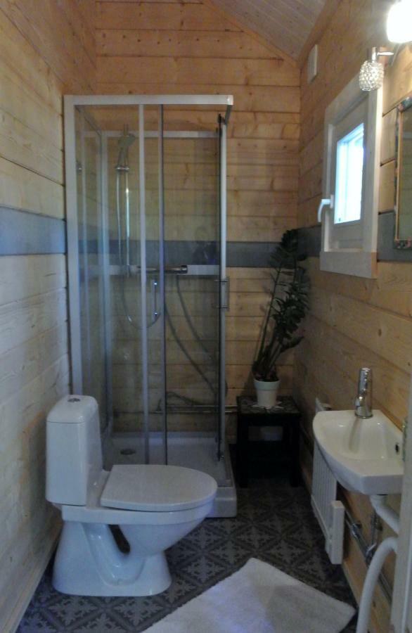 Froeya Timber Cottage Арвика Екстериор снимка